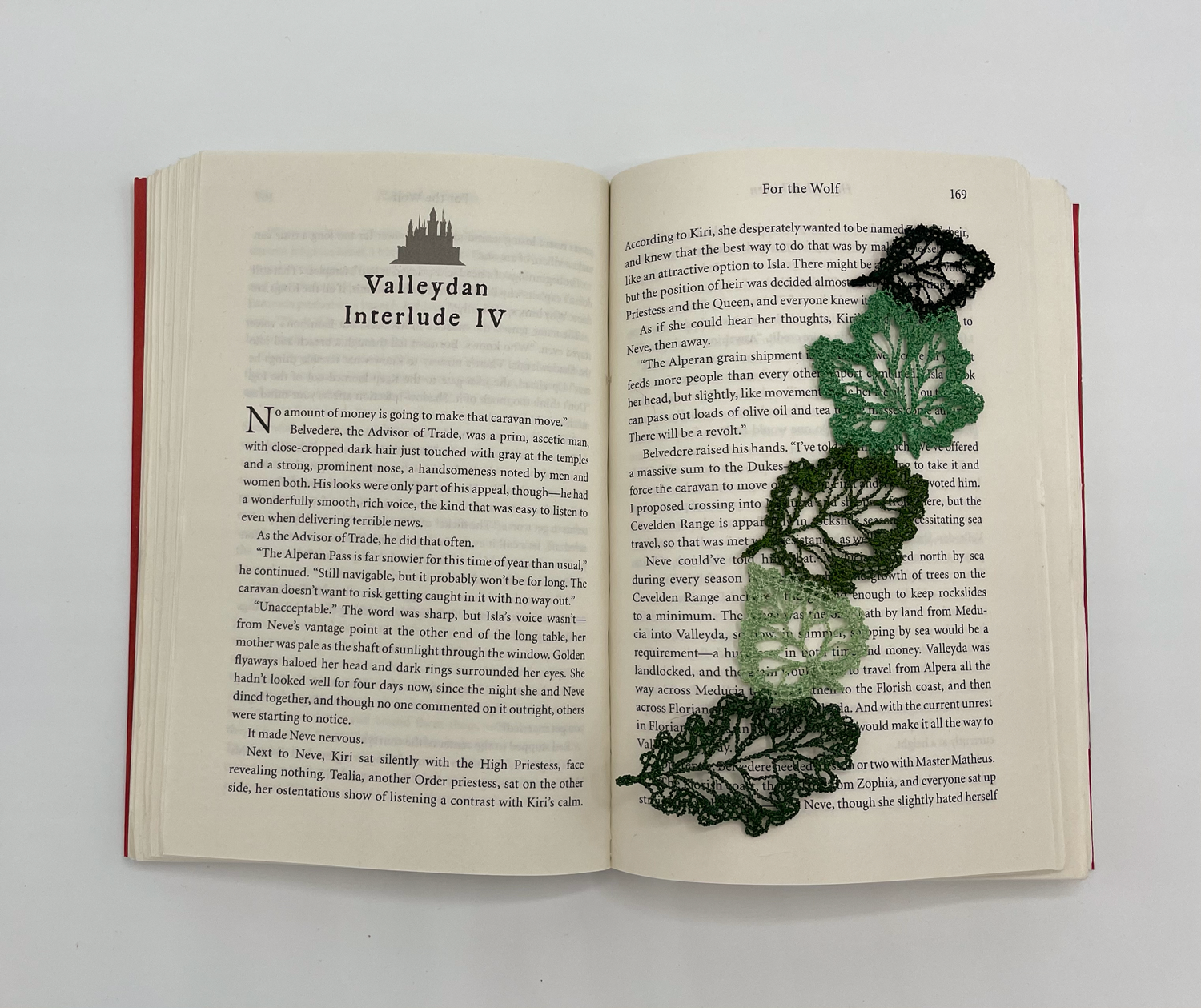 Lovely Green Lace Embroidered Leaf Bookmark